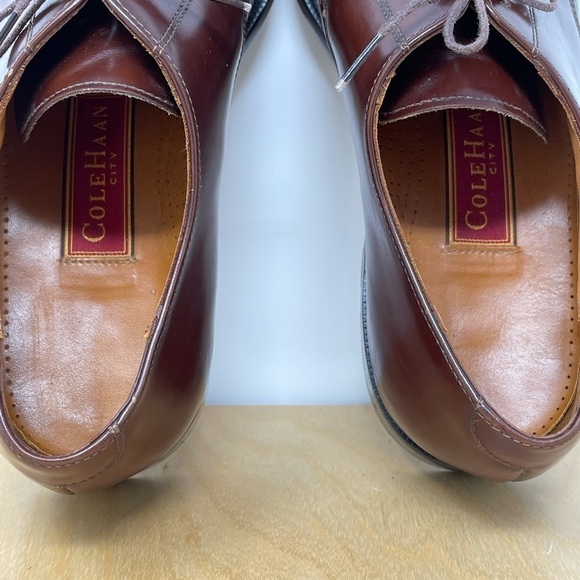 Cole Haan Mahogany Calhoun Split Toe Derby Shoe 9 - Picture 6 of 10